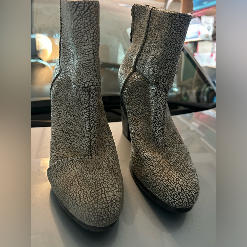 rag & bone Crackle-Textured Gray Ankle Booties